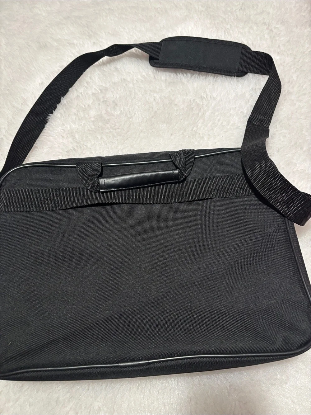HP Black Laptop Briefcase with Shoulder Strap